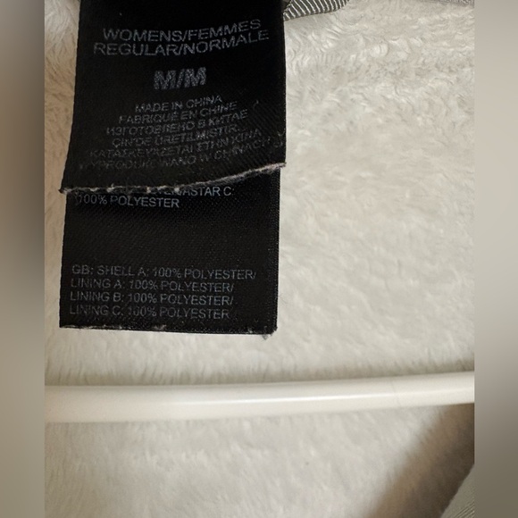 The North Face White Osito Fuzzy Jacket Breast Cancer Awareness Edition Medium - Picture 4 of 8